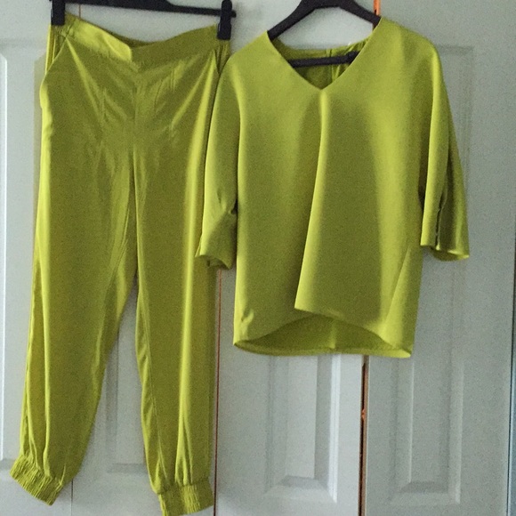 Shirt sleeve and Casual pants Suits